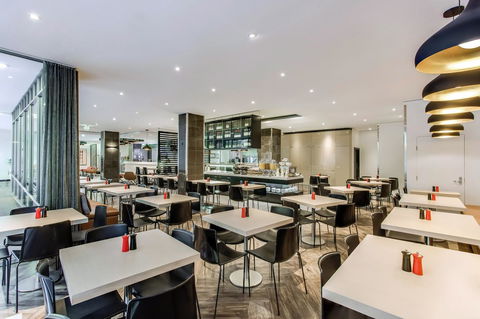 Novotel Sydney City Centre - Darwin Holiday 41