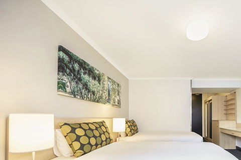 Novotel Sydney City Centre - Darwin Holiday 6