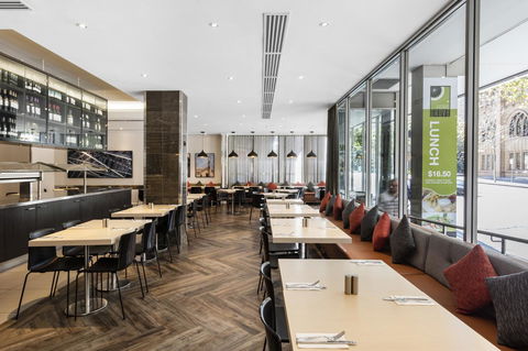 Novotel Sydney City Centre - Darwin Holiday 24