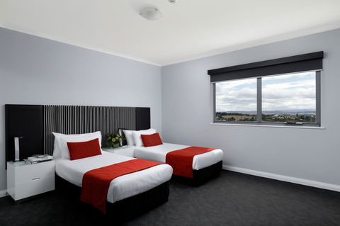 Rydges Mount Panorama Bathurst - Darwin Holiday 5