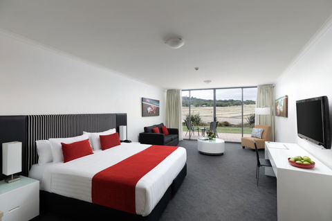 Rydges Mount Panorama Bathurst - Darwin Holiday 18