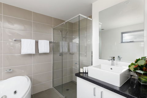 Rydges Mount Panorama Bathurst - Darwin Holiday 6