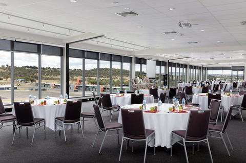 Rydges Mount Panorama Bathurst - Darwin Holiday 38