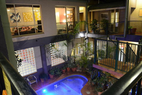 Newtown Backpackers - Darwin Holiday 0