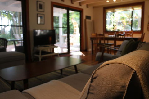 A Beach House At Byron - Darwin Holiday 14