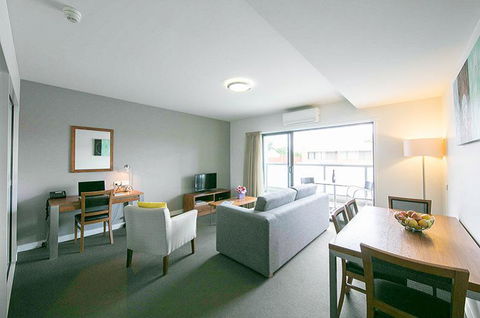 Quest Dubbo - Darwin Holiday 2