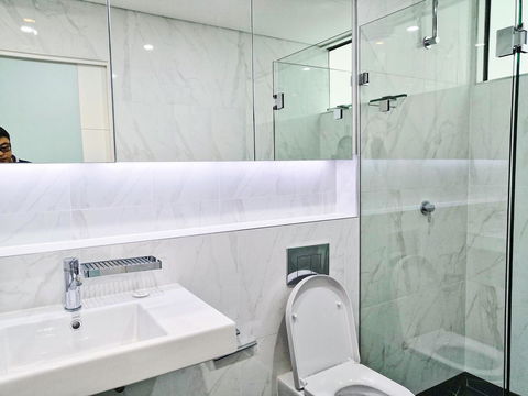 Cozy 5 Bed House In Sydney - Darwin Holiday 2