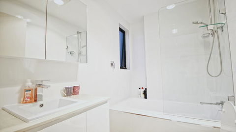 Cozy 5 Bed House In Sydney - Darwin Holiday 25