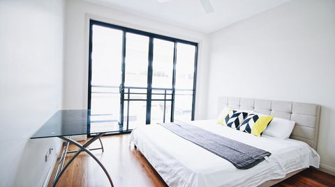 Cozy 5 Bed House In Sydney - Darwin Holiday 15