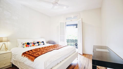 Cozy 5 Bed House In Sydney - Darwin Holiday 24