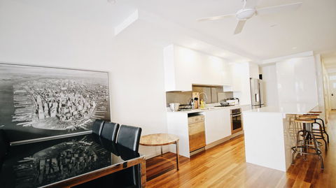 Cozy 5 Bed House In Sydney - Darwin Holiday 5