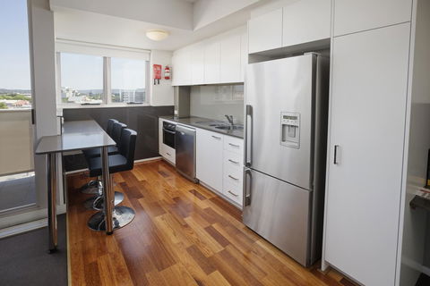 Honeysuckle Executive Apartments - Darwin Holiday 4
