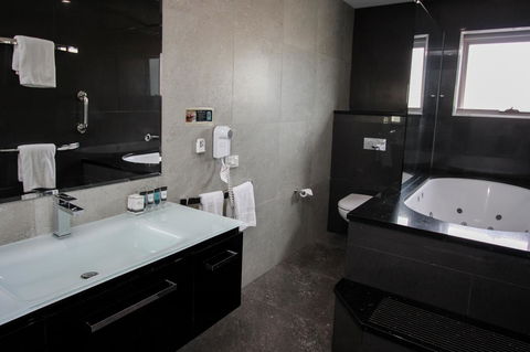 Honeysuckle Executive Apartments - Darwin Holiday 39