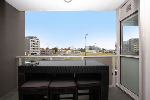 Honeysuckle Executive Apartments - Darwin Holiday 3
