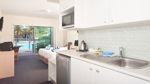 Pacific Blue, Salamander Bay - Darwin Holiday 40