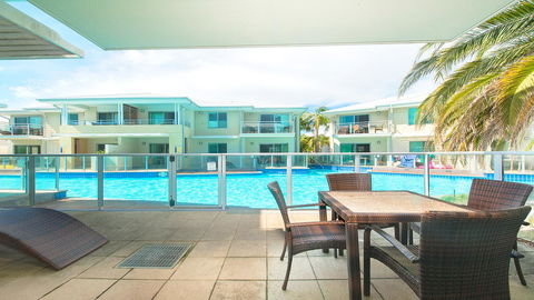 Pacific Blue, Salamander Bay - Darwin Holiday 11