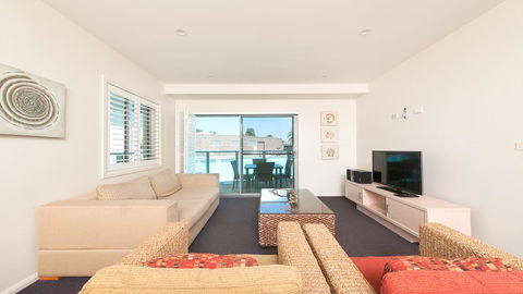 Pacific Blue, Salamander Bay - Darwin Holiday 34