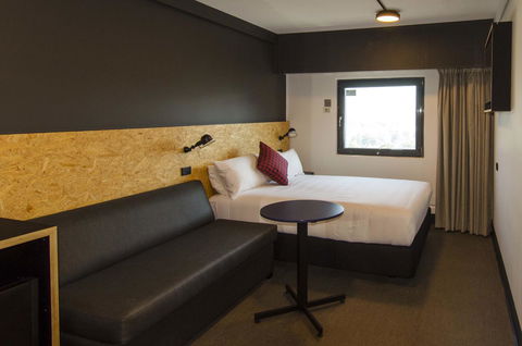 Ibis Budget Sydney East - Darwin Holiday 23