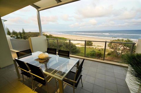 The Beach Cabarita - Darwin Holiday 2