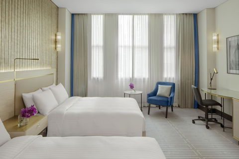 Radisson Blu Plaza Hotel Sydney - Darwin Holiday 9