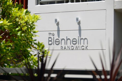 The Blenheim - Darwin Holiday 11