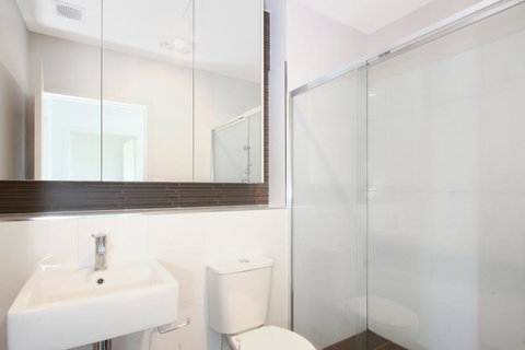 Starlight At The Vue - Darwin Holiday 12