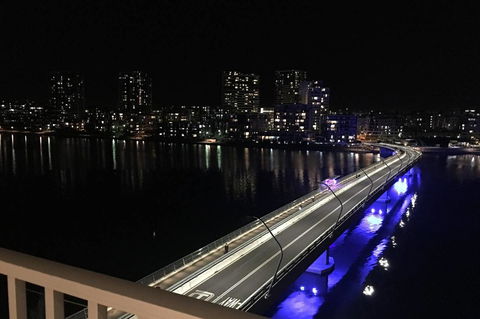 Brand New 3 Bedrooms Apt With Waterfront View - Darwin Holiday 14