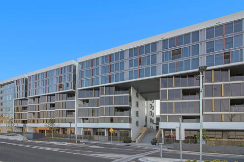 Brand New 3 Bedrooms Apt With Waterfront View - Darwin Holiday 5