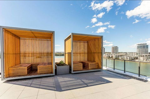 Brand New 3 Bedrooms Apt With Waterfront View - Darwin Holiday 2