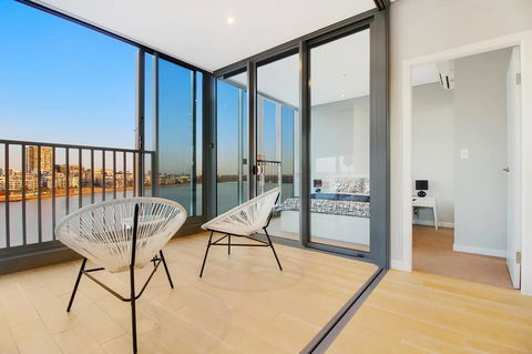 Brand New 3 Bedrooms Apt With Waterfront View - Darwin Holiday 0