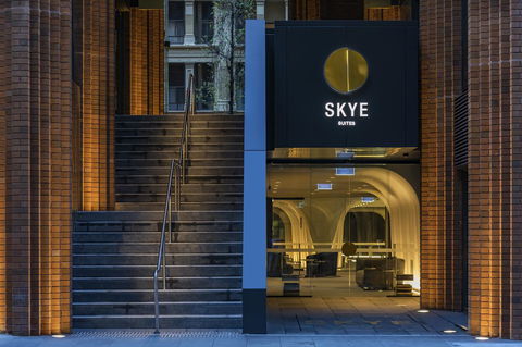 SKYE Suites Sydney - Darwin Holiday 2