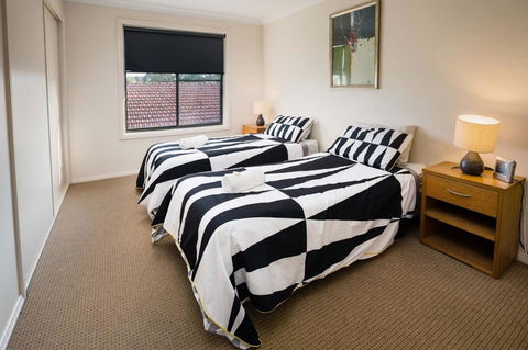 Bluegum Apartments Newcastle - Darwin Holiday 18
