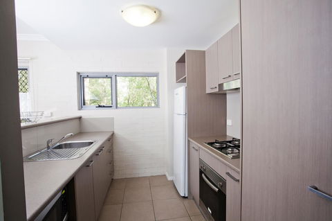 Bluegum Apartments Newcastle - Darwin Holiday 5