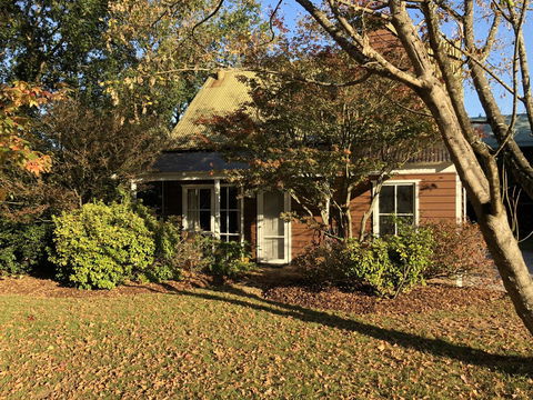 Arcadia - The Barn Cottage & Rosehill Cottage - Darwin Holiday 2