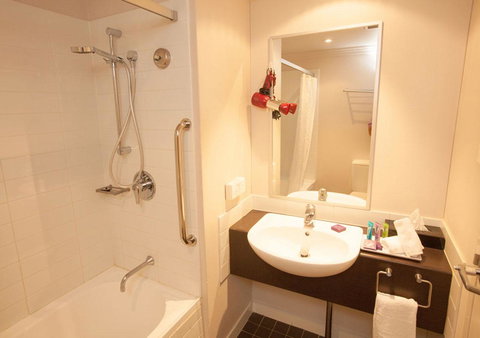 Wine Country Motor Inn - Darwin Holiday 34