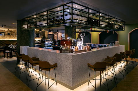 Mercure Sydney - Darwin Holiday 2
