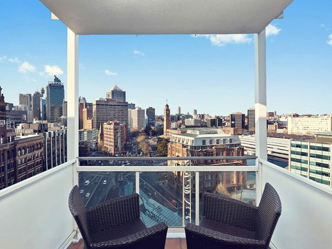 Mercure Sydney - Darwin Holiday 44