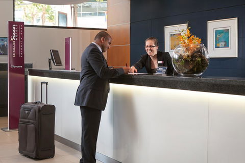 Mercure Sydney - Darwin Holiday 24