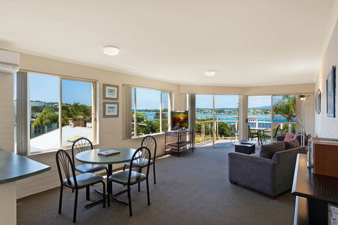 Baywatch Apartments Merimbula - Darwin Holiday 19