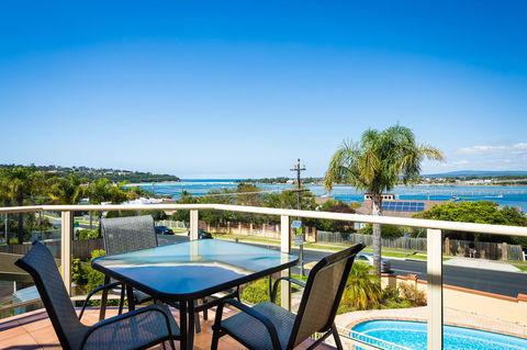 Baywatch Apartments Merimbula - Darwin Holiday 21