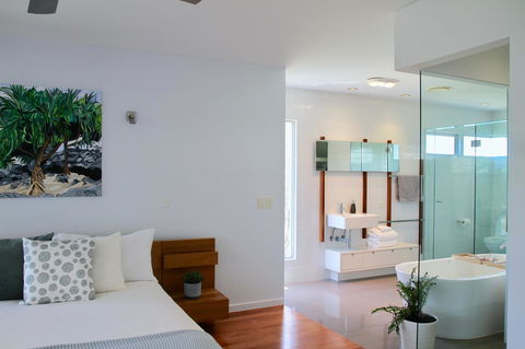 Casuarina Beachfront House - Hostie Properties - Darwin Holiday 8