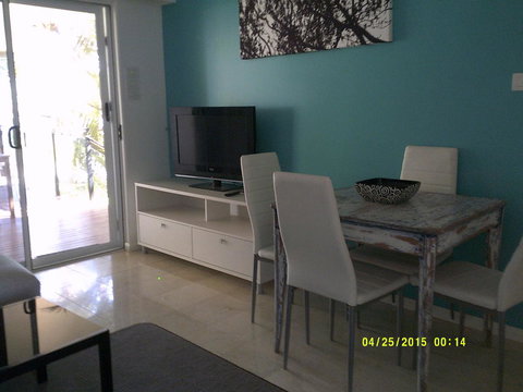 Pelican H2O One & Two Bedroom Apartments - Darwin Holiday 24