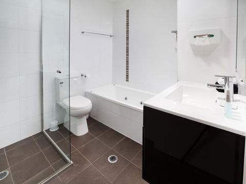 Charlestown Executive Apartments - Darwin Holiday 4