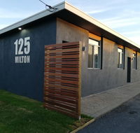 125 Milton - Darwin Holiday