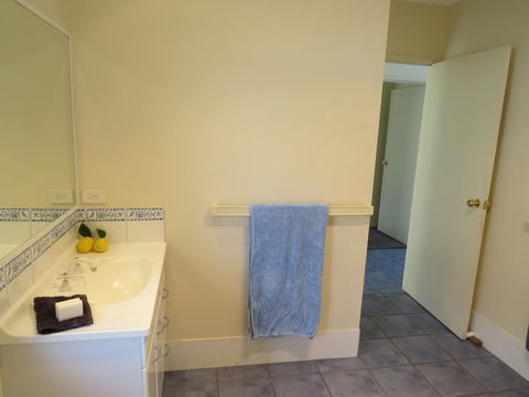 BlueWater Apartments - Darwin Holiday 22