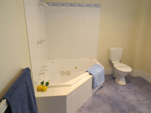 BlueWater Apartments - Darwin Holiday 23