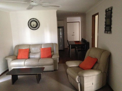 7 Melbourne Street - Darwin Holiday 7