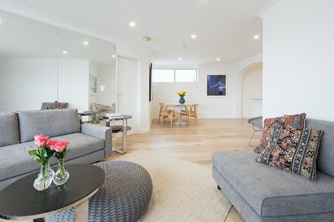 Right On Bondi - Darwin Holiday 3