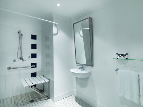 Ibis Styles Sydney Central - Darwin Holiday 25