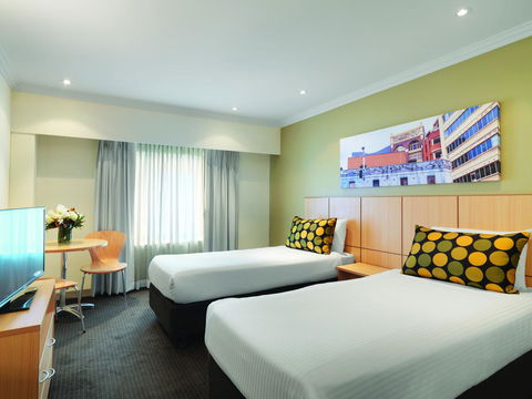 Ibis Styles Sydney Central - Darwin Holiday 24